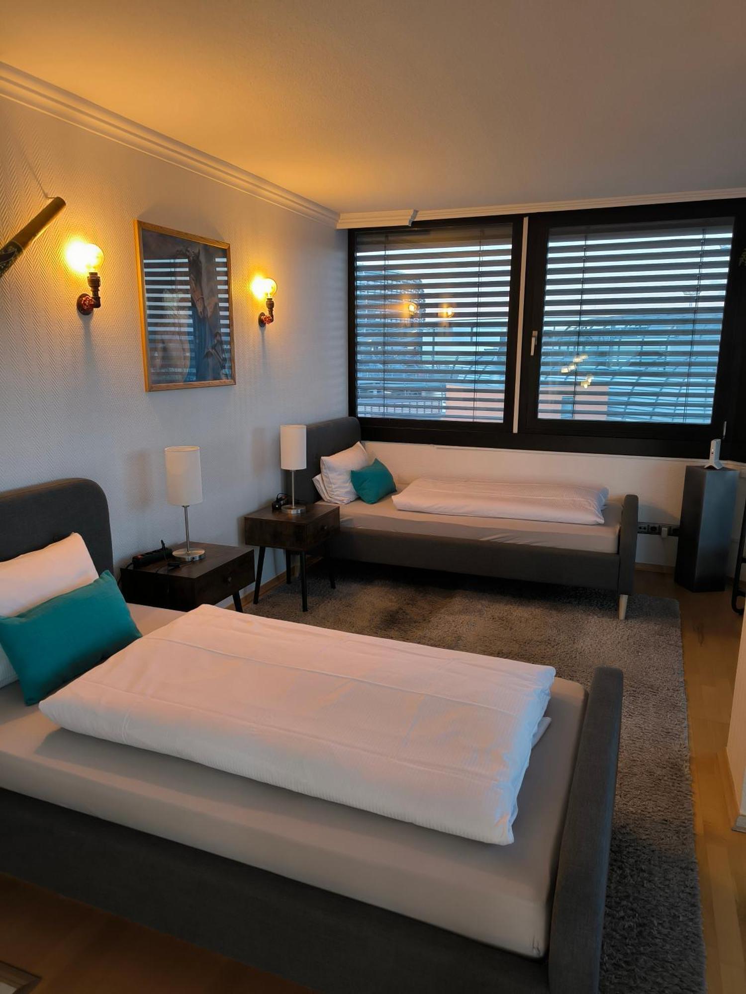 Apartment Apartment: Two-bedroom Comfort With Dual Balconies *