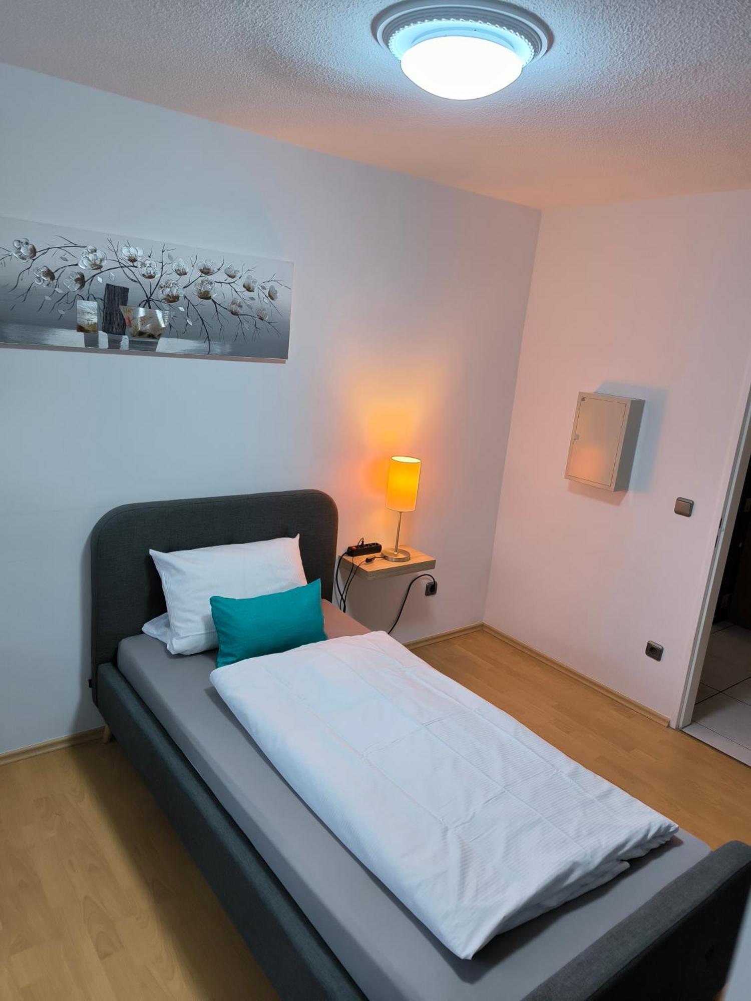 Apartment Apartment: Two-bedroom Comfort With Dual Balconies