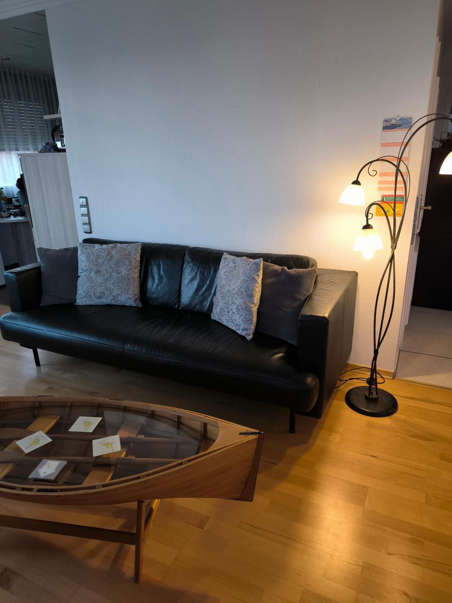 Apartment Apartment: Two-bedroom Comfort With Dual Balconies Leverkusen